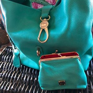 Dooney and bourke logo lock set- difficult to find full set anywhere!